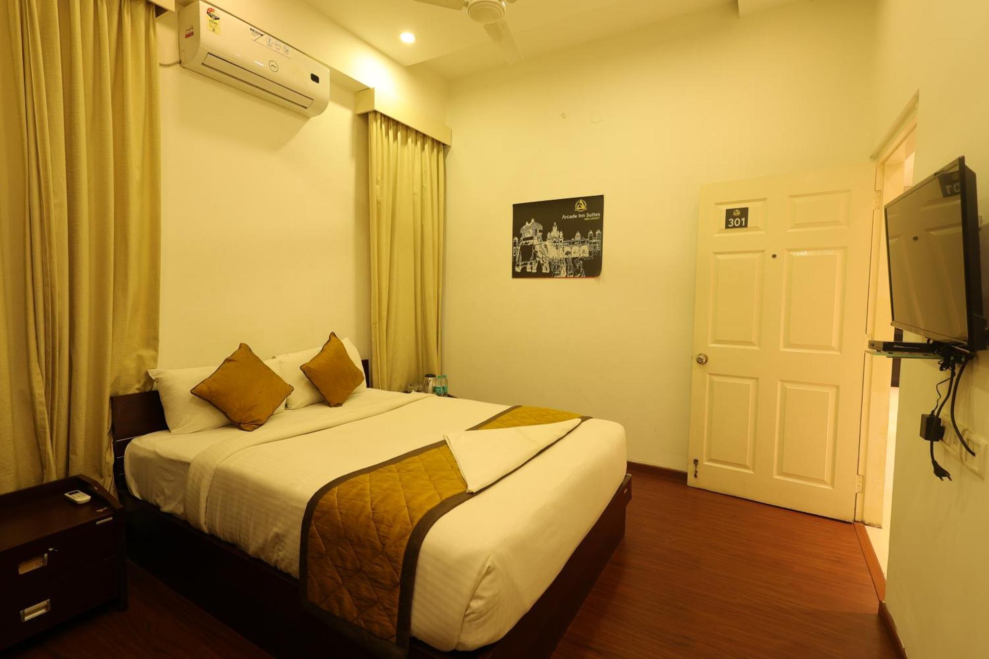 Arcade Inn Suites Bangalore Exterior foto