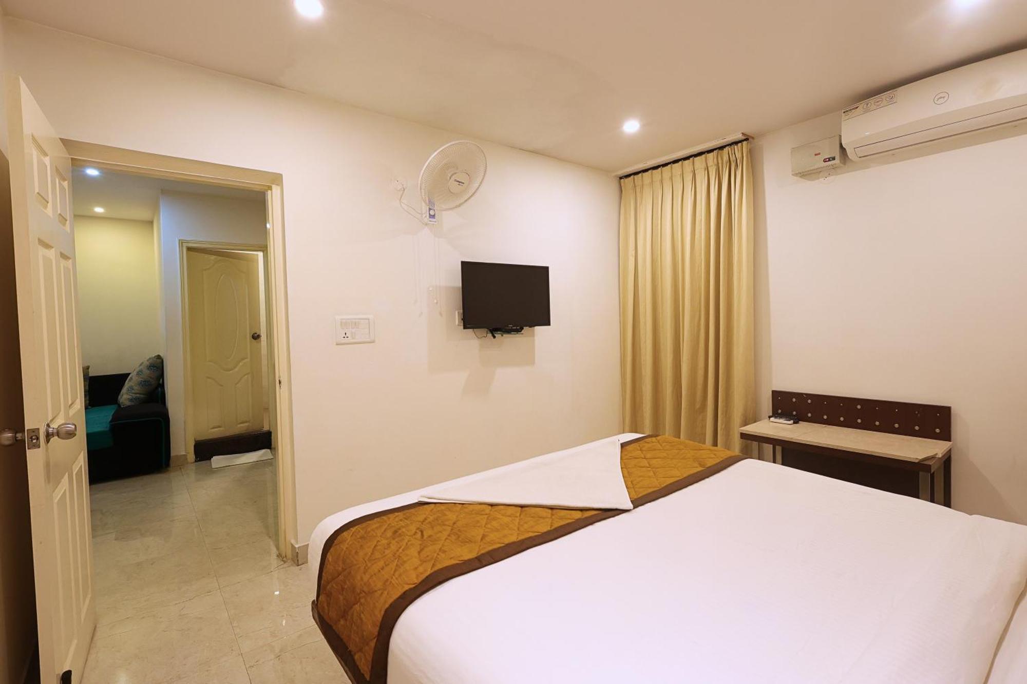 Arcade Inn Suites Bangalore Exterior foto