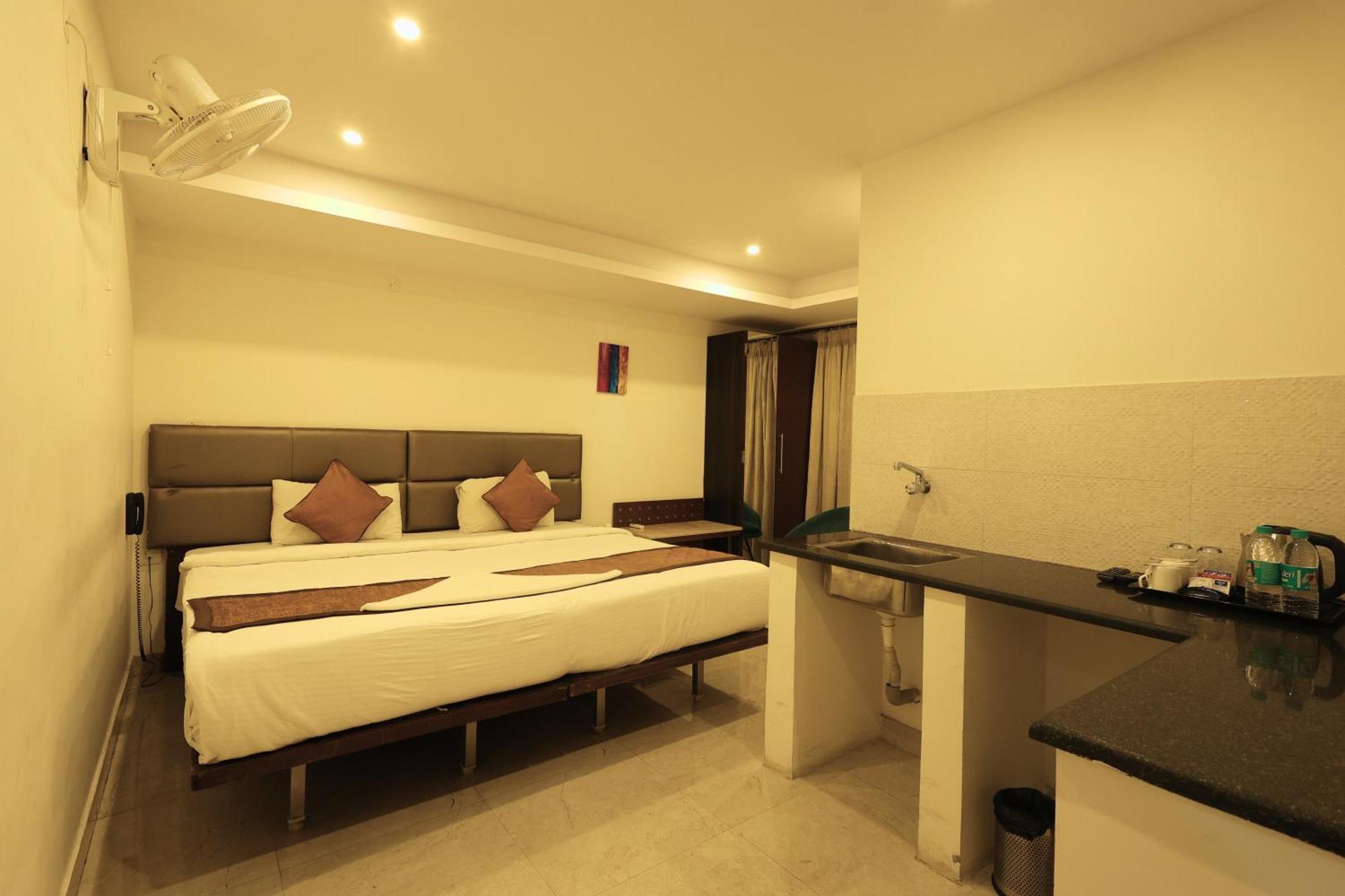 Arcade Inn Suites Bangalore Exterior foto