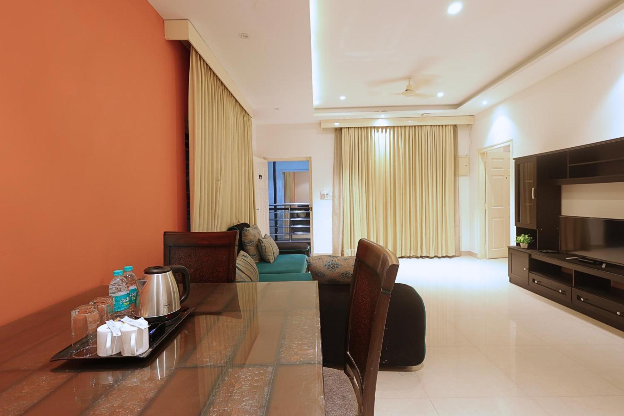 Arcade Inn Suites Bangalore Exterior foto